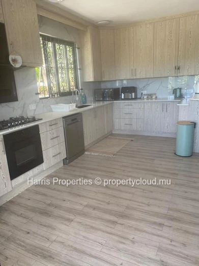 Villa de plain pieds à louer à Trou aux Biches (Mandat exclusif)