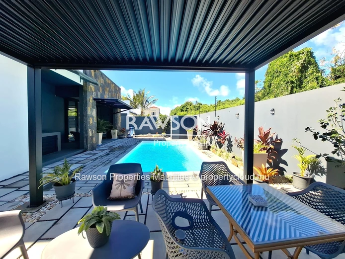 3 En-Suite Bedrooms | Spacious Modern Villa | Private Pool | Calodyne | Mauritian Citizens Only
