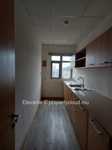 Espaces de bureaux disponibles à Port Louis