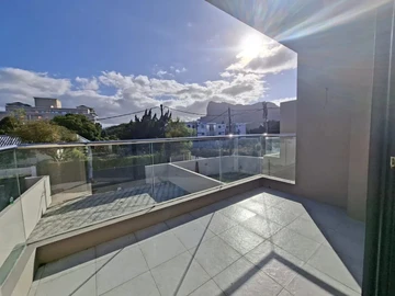 4 Bedroom Townhouse, Duplex