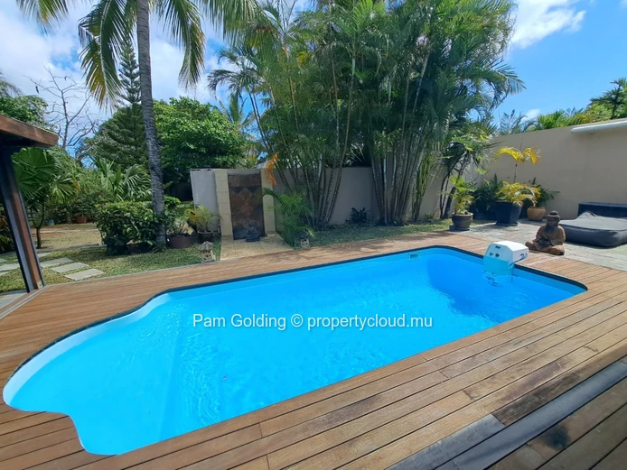 House with a charm 4 bedroom plus an independent studio