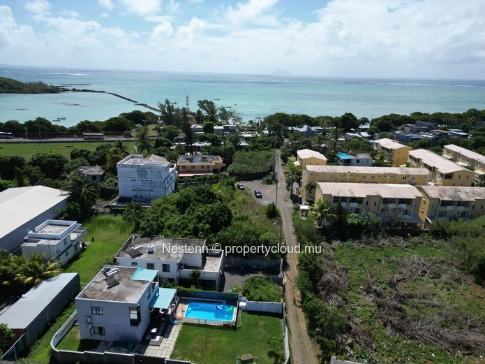 Terrain résidentiel de 600 m² à deux pas de la plage 