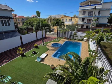 5 Bedroom Villa