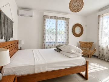 4 Bedroom Villa
