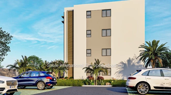 Appartement R+2 à vendre à Petit Raffray, Grand Baie. Surface habitable de 130m², 3 chambres, parking, piscine commune.