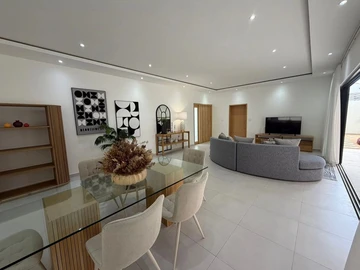 4 Bedroom Villa