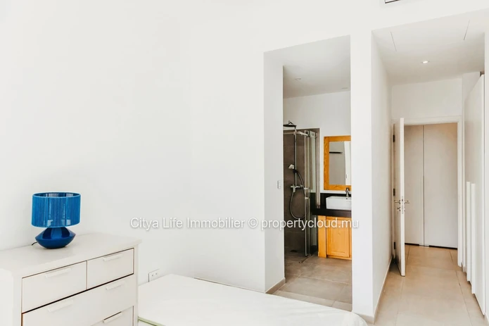 Stunning 3 Bedroom REZ+2 with Office and Communal Pool in Pointe aux Canonniers - Only Rs!