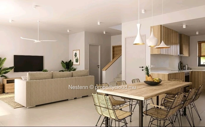 Pretty 3 bedroom semi-detached villa with terrace opening onto garden