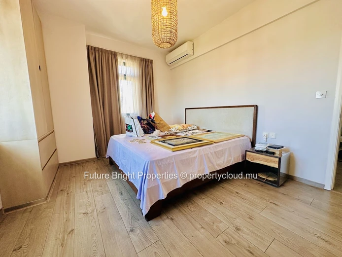 Elegant Apartment with Panoramic Views in the Heart of Rose Hill