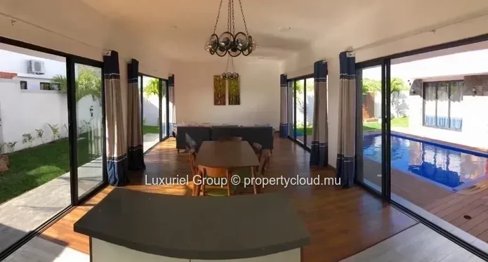 Belle Villa Contemporaine Lumineuse À Grand Baie – 3 Chambres