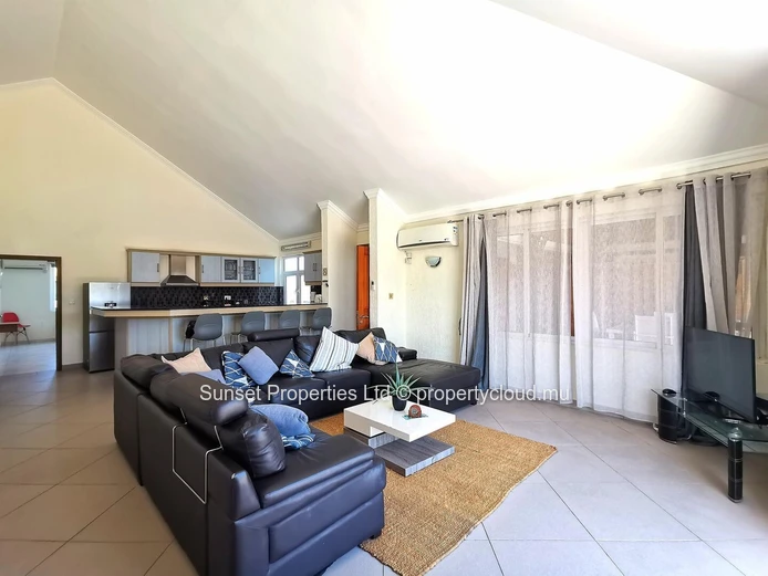  Penthouse | 3 Bedrooms | Large Terrace