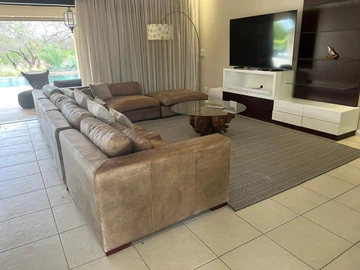 4 Bedroom Villa
