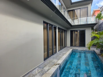 4 Bedroom Villa