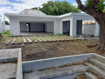 For sale a freehold newly built 4 bedroom beachfront villa situated at Baie du Tombeau.