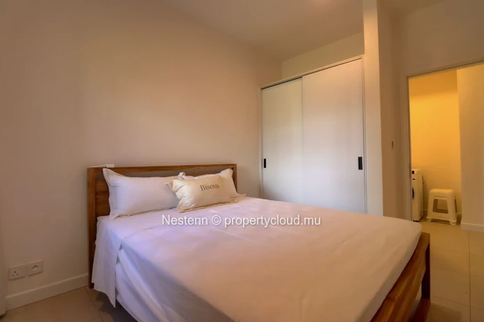 Appartement moderne & luxueux au rez-de-chaussée avec jardin privatif et vue panoramique 