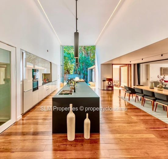 A rare Masterpiece of Luxury in the heart of Pailles 