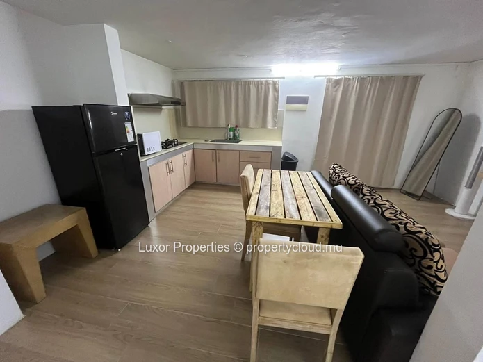Appartement moderne de 2 chambres à louer à long terme – Flic en Flac