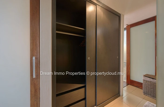 1-bedroom garden-level apartment near the lagoon & golf course in Mont Choisy – Mauritius