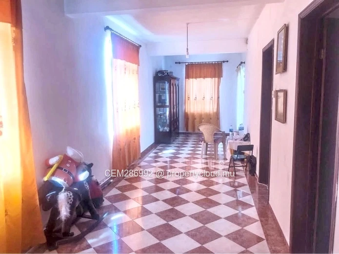 Deux maisons + pépinière à vendre - Quatre Cocos