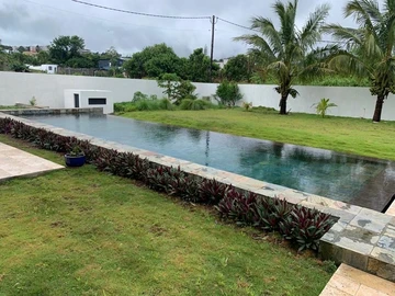 5 Bedroom Villa