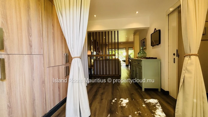 Duplex de 3 chambres à Bain Boeuf, non loin de la plage publique.