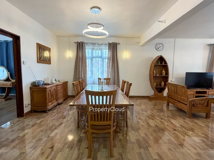 À Louer – Appartement De 2 Chambres – Trou Aux Biches