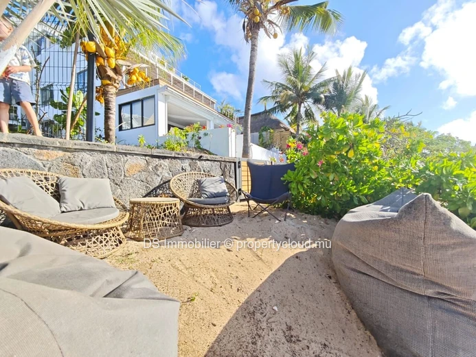 Beachfront Apartment For Rent – Pointe Aux Canonniers - North