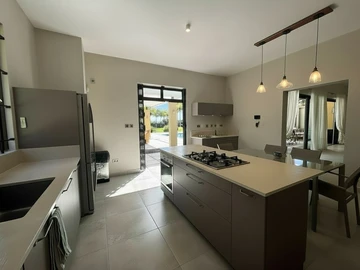 Villa de 4 Chambres