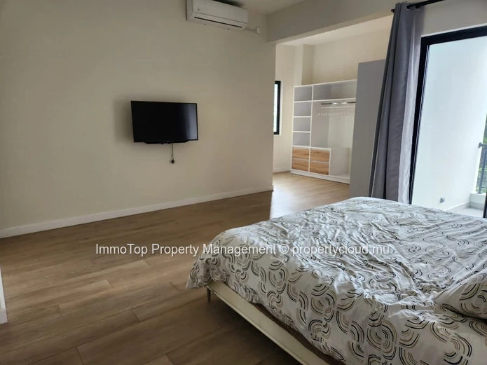 Appartement de 3 chambres au centre de QUATRE BORNES, proche de la station de métro Victoria