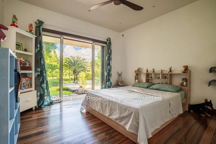 Villa meublée de 3 chambres au cœur de la nature dans le domaine golfique Heritage Villas Valriche à Bel Ombre – Ile ...