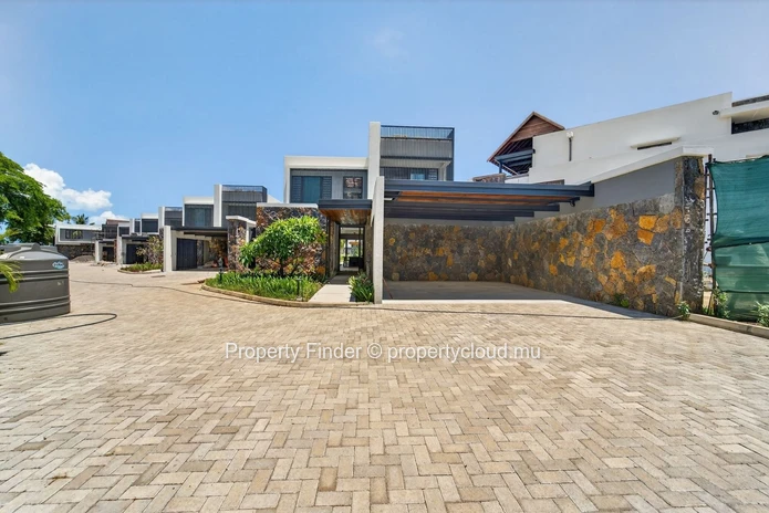 Exclusive Beachfront Villas - For Sale - Black River