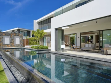 6 Bedroom Villa