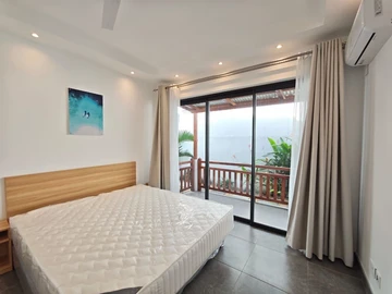 5 Bedroom Villa