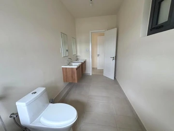 4 Bedroom Apartment