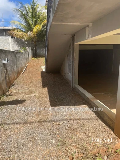 Prestigieux maison de 241 m² avec jardin et terrasse à Mahébourg