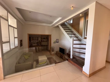 Maison de 4 Chambres