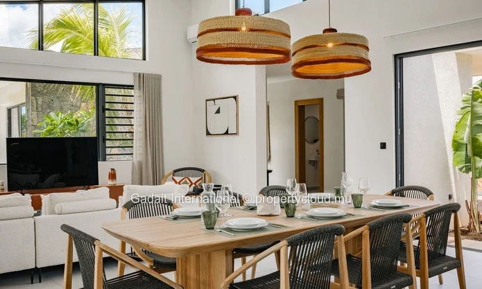 Villa CLUSIA: Luxurious Single-Storey Property for Sale in Mauritius with Private Pool and Exceptional Views | Eko Sa...