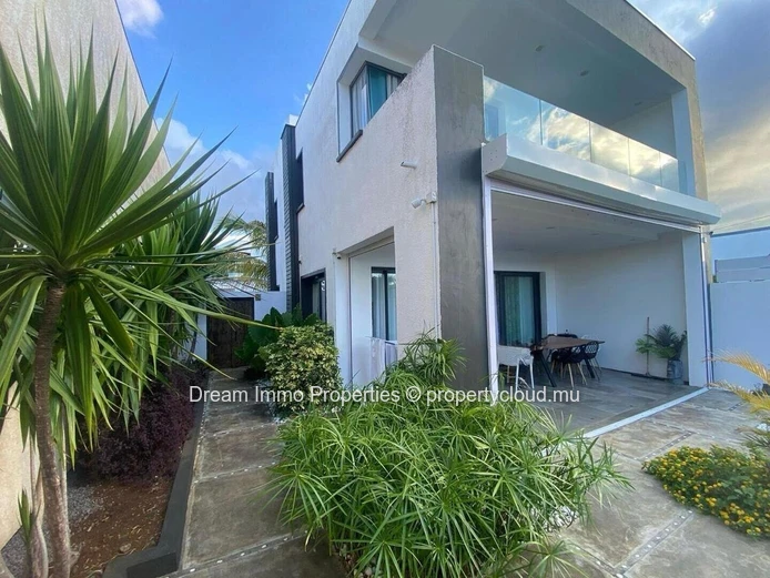 Villa 3 Ch Avec Piscine Privée Proche De Grand Baie La Croisette Et Plage – Ile Maurice