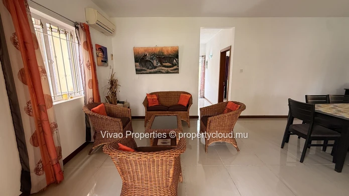 Duplex meublé de 4 chambres à louer à Pereybère avec piscine - 60 000 Rs par mois