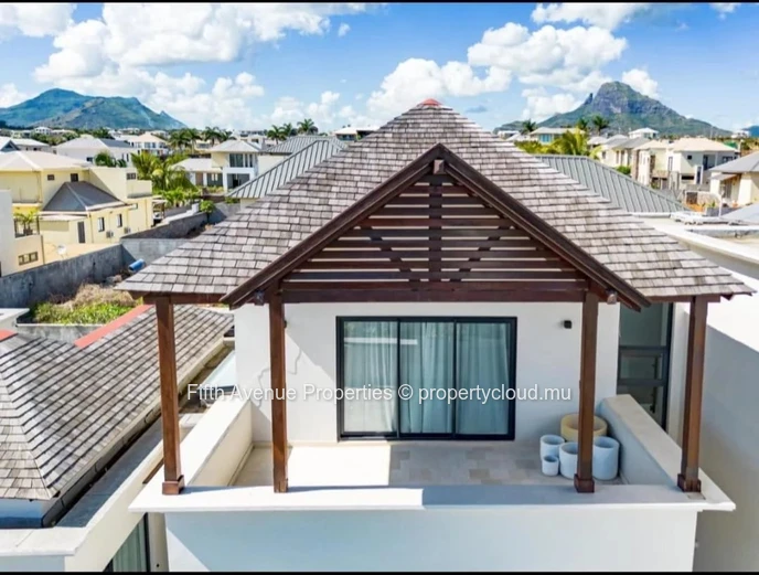 Flic En Flac - Villa De Prestige De 4 Chambres