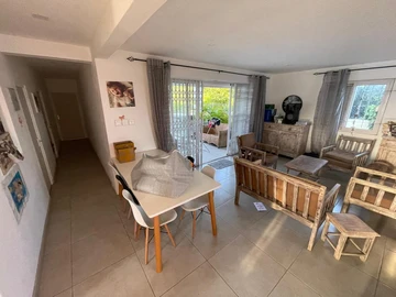 5 Bedroom Villa