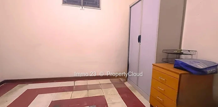 Commercial Space - 248m2 - Port Louis - Ref. EM98866VE