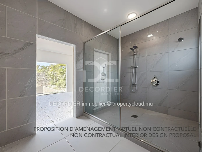 Single-storey villa – in a prestigious estate