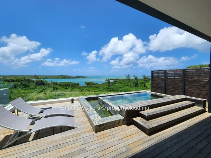 Sumptuous Sea View Penthouse