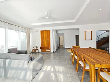 5 Bedroom Villa