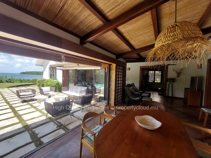 Beachfront 4-Bed Villa with Pool in Belle Mare, Flacq - For Rent