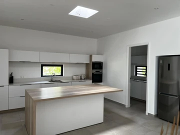4 Bedroom Apartment