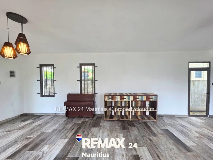 Villa moderne 5 chambres en suite – Morcellement Mountain View, Vacoas