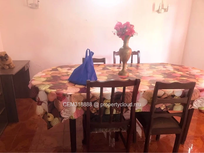 2 Bedrooms Furnished Apartment for Rent – Floréal 