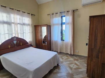 4 Bedroom Villa